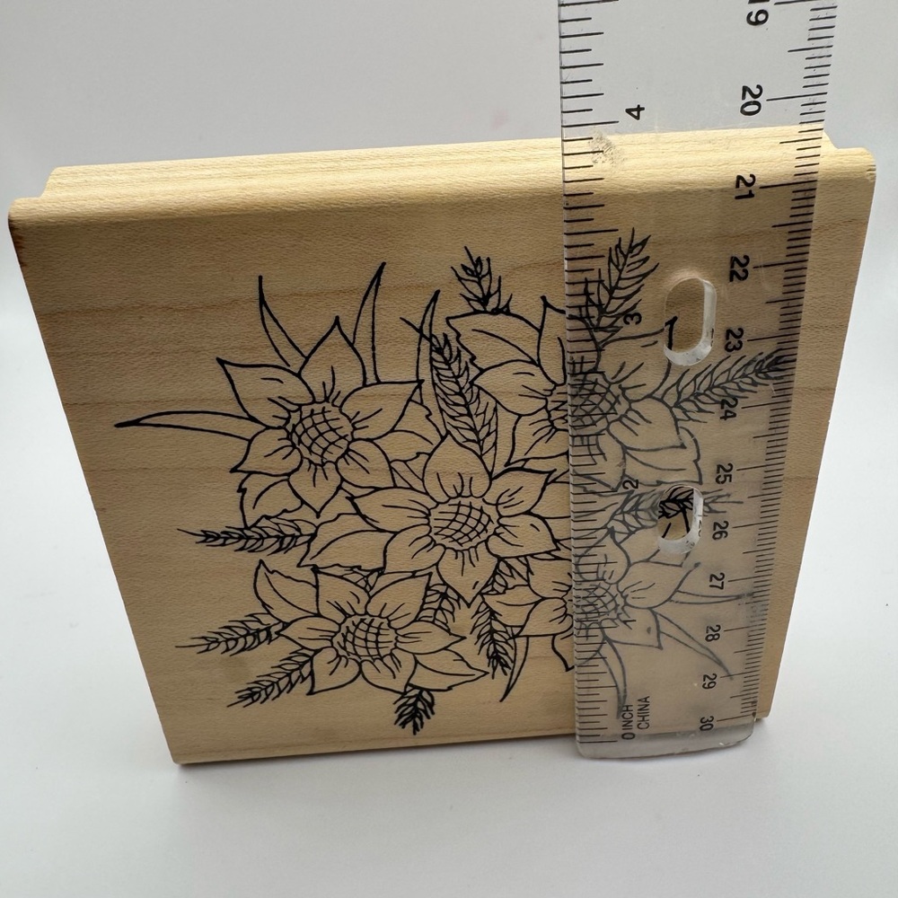 Wood-mounted Poinsettia Rubber Stamp made by the brand Just For Fun - Picture 4 of 5
